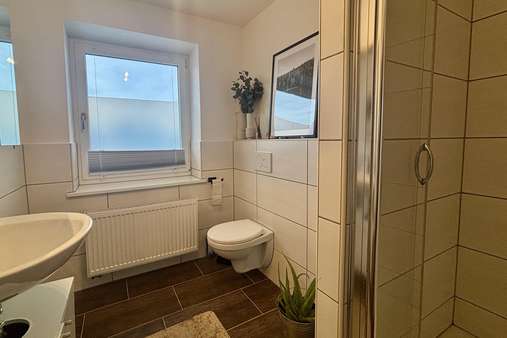 Bad - Obergeschoss - Mehrfamilienhaus in 94469 Deggendorf mit 237m² kaufen