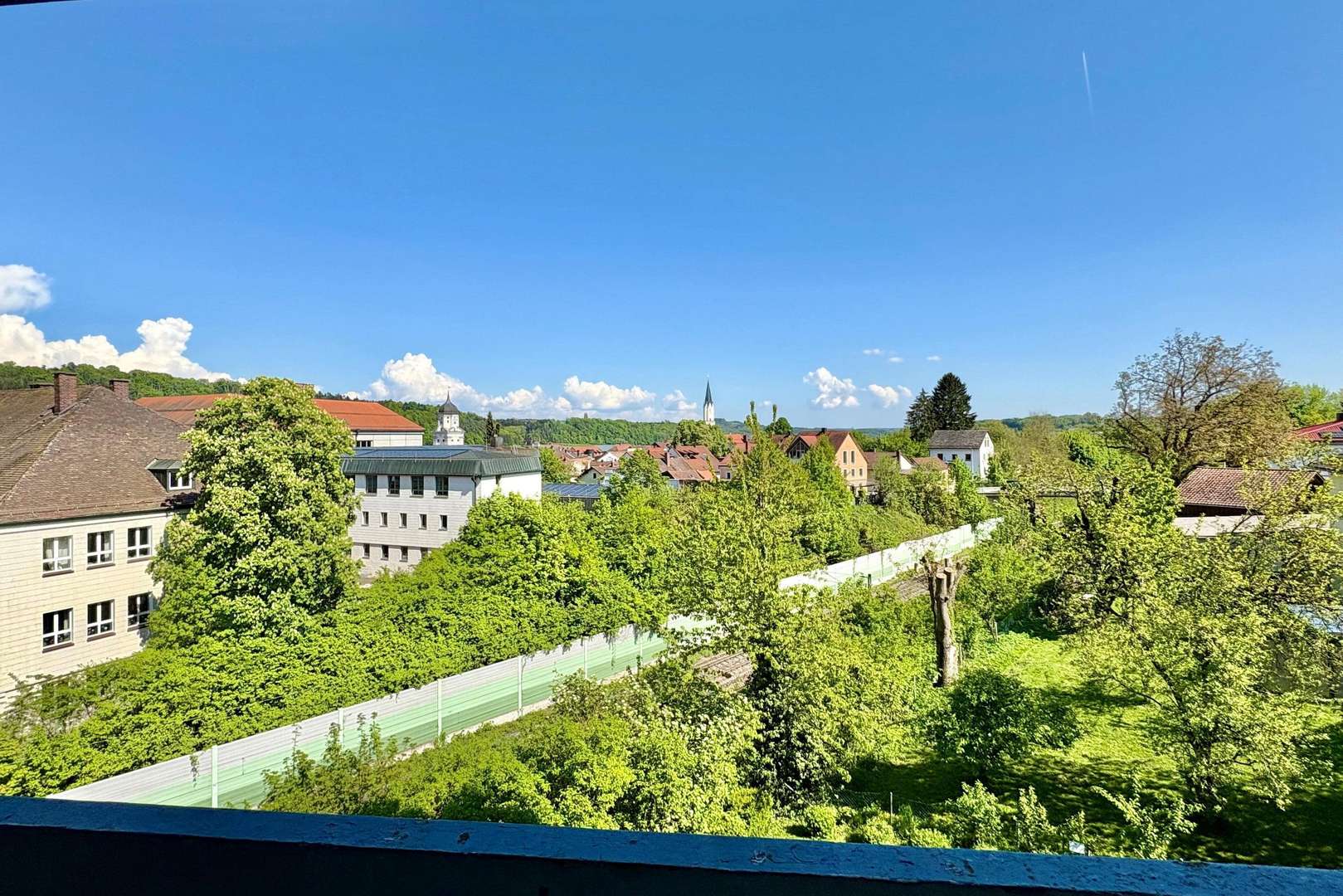 schöne Aussicht vom Balkon - Etagenwohnung in 94474 Vilshofen mit 73m² kaufen