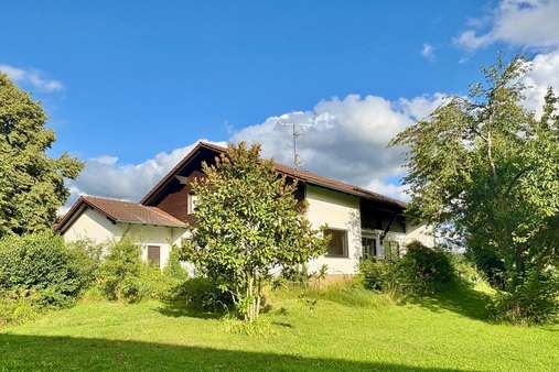 grüne Oase - Einfamilienhaus in 94577 Winzer mit 225m² kaufen