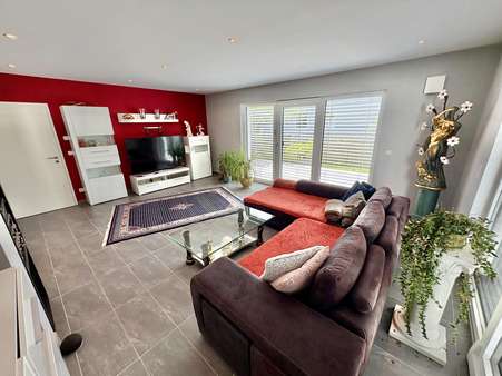 Wohnzimmer - Einfamilienhaus in 94469 Deggendorf mit 160m² kaufen