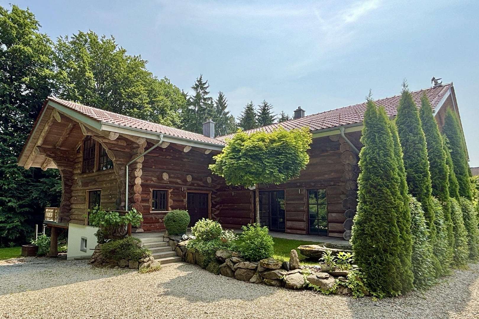 außergewöhnlich und einmalig - Einfamilienhaus in 94505 Bernried mit 285m² kaufen