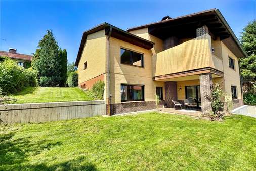 Erdgeschosswohnung mit eigenem Gartenanteil Erdgeschosswohnung mit eigenem Gartenanteil - Erdgeschosswohnung in 94469 Deggendorf mit 97m² kaufen