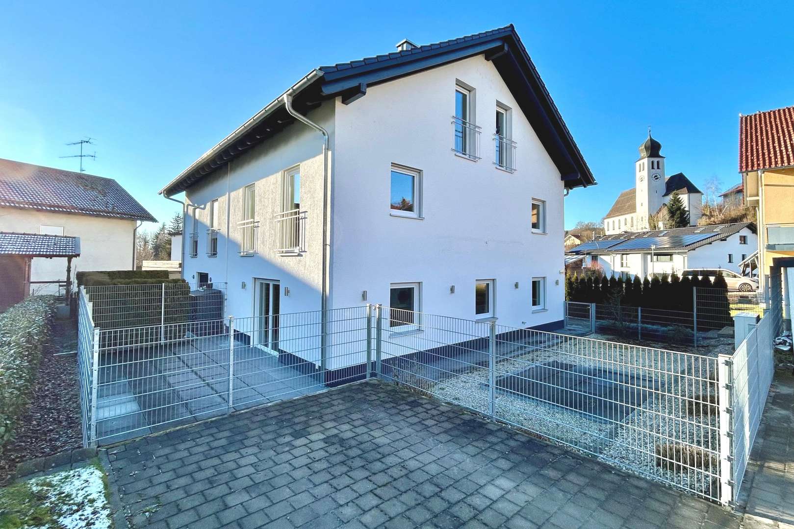 Außenansicht - Doppelhaushälfte in 94469 Deggendorf mit 143m² kaufen