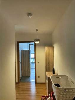 Flur Flur - Etagenwohnung in 94491 Hengersberg mit 42m² mieten