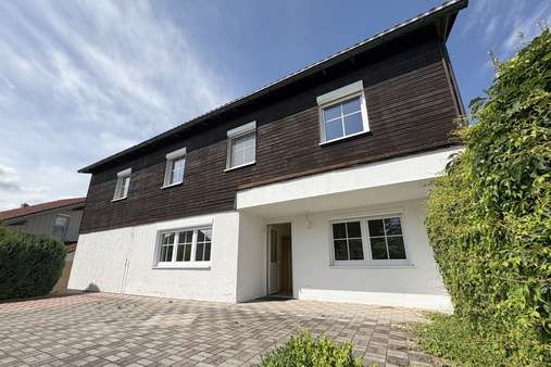 Einfamilienhaus in 94227 Zwiesel mit 155m² kaufen