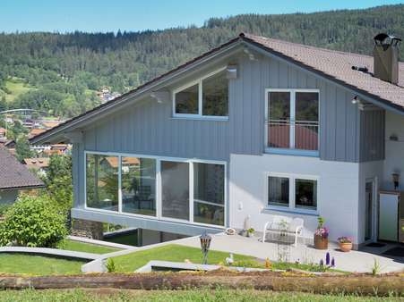 mit Terrasse und Wintergarten - Mehrfamilienhaus in 94249 Bodenmais mit 250m² kaufen