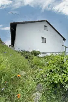 Einfamilienhaus mit Einliegerwohnung in Aussichtslage in Viechtach