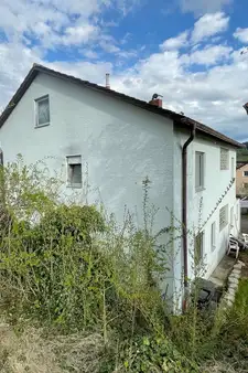 Vermietetes Wohnhaus in Stadtplatznähe von Regen 
