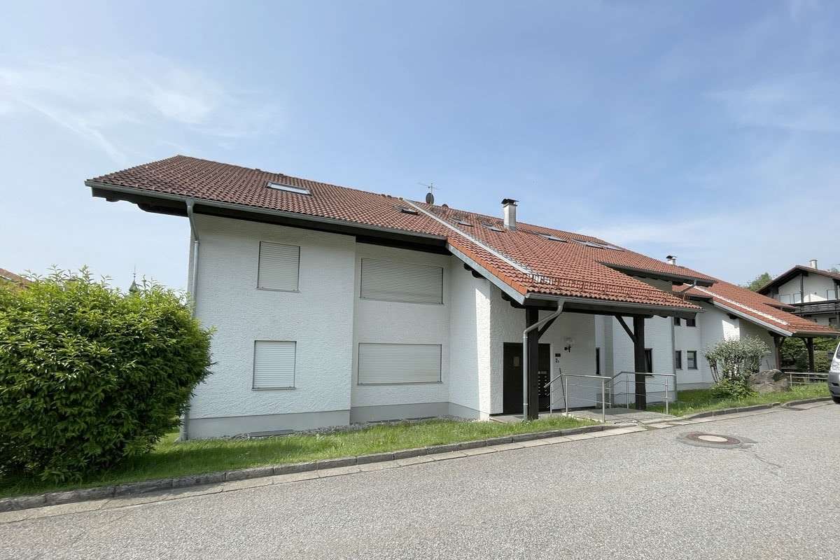 Dachgeschosswohnung in 94256 Drachselsried mit 51m² kaufen