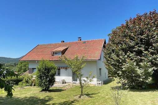 Einfamilienhaus in 94227 Zwiesel mit 132m² kaufen