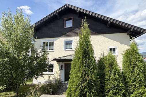 Einfamilienhaus in 94227 Zwiesel mit 178m² kaufen