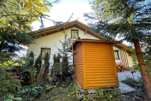 Zweifamilienhaus in 94209 Regen mit 205m² kaufen