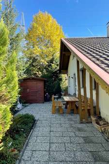 Terrasse Erdgeschoss Terrasse Erdgeschoss - Zweifamilienhaus in 94209 Regen mit 205m² kaufen