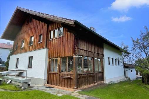 null - Einfamilienhaus in 94227 Zwiesel mit 240m² kaufen