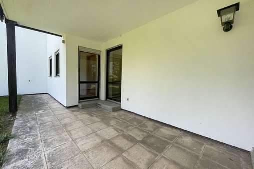 Terrasse UG - Einfamilienhaus in 94234 Viechtach mit 328m² kaufen