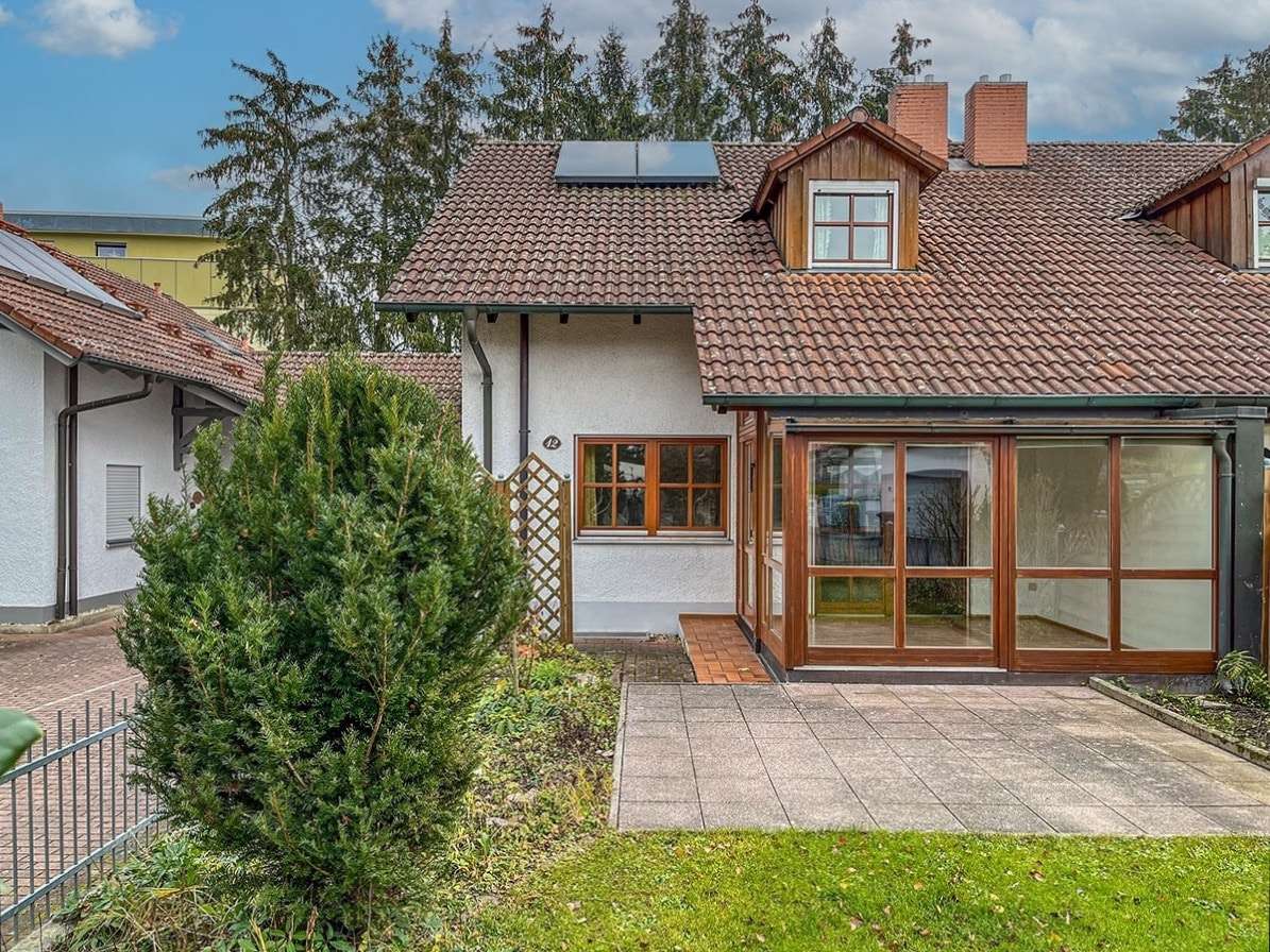 Terrassenansicht - Doppelhaushälfte in 94405 Landau mit 115m² kaufen