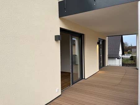 Balkon Obergeschoss - Etagenwohnung in 84130 Dingolfing mit 68m² kaufen