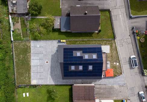 von oben - Etagenwohnung in 84130 Dingolfing mit 68m² kaufen