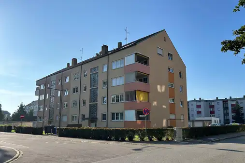 Wohlfühlen auf den ersten Blick - stilvoll renovierte Wohnung mit Charme in Straubing