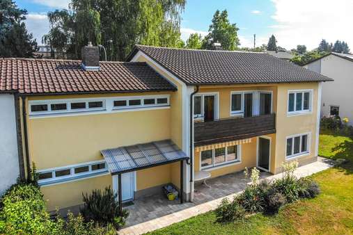 südwestliche Außenansicht - Einfamilienhaus in 94405 Landau mit 143m² kaufen