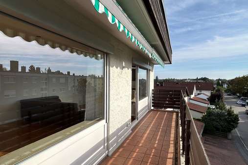 Blick vom Balkon Blick vom Balkon - Etagenwohnung in 94315 Straubing mit 87m² kaufen