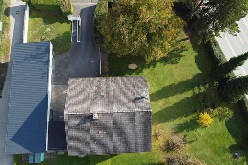 von oben - Einfamilienhaus in 94437 Mamming mit 200m² kaufen