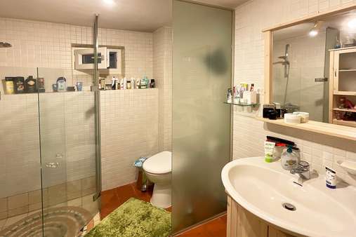 Badezimmer im Erdgeschoss - Einfamilienhaus in 94344 Wiesenfelden mit 208m² kaufen