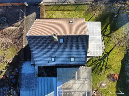 Genießen Sie die Ruhe im Garten: Einfamilienhaus mit Garage in Dingolfing/Krautau
