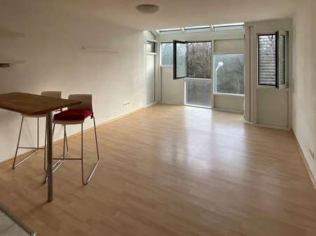 Blick in das Apartment - Etagenwohnung in 93047 Regensburg mit 28m² kaufen