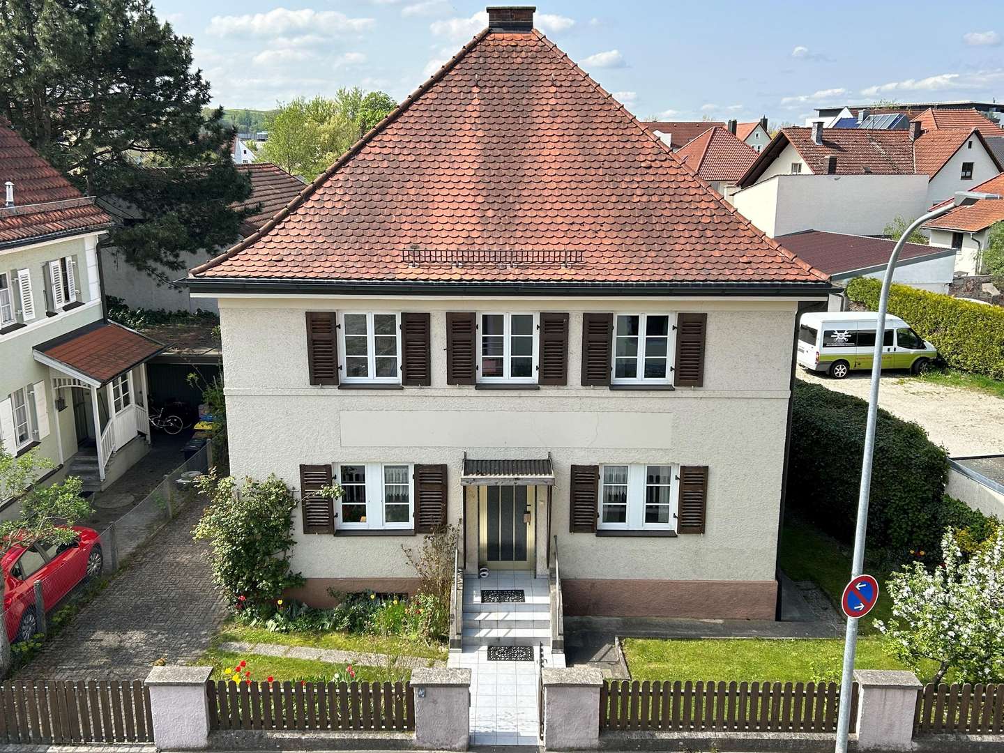 Titelbild - Vorderansicht - Einfamilienhaus in 84130 Dingolfing mit 108m² kaufen