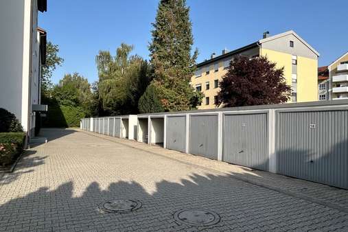 Garagen - Garage Nr. 7 - Etagenwohnung in 94315 Straubing mit 84m² kaufen