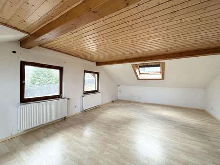 Wohnbereich - Einfamilienhaus in 93453 Neukirchen mit 200m² kaufen
