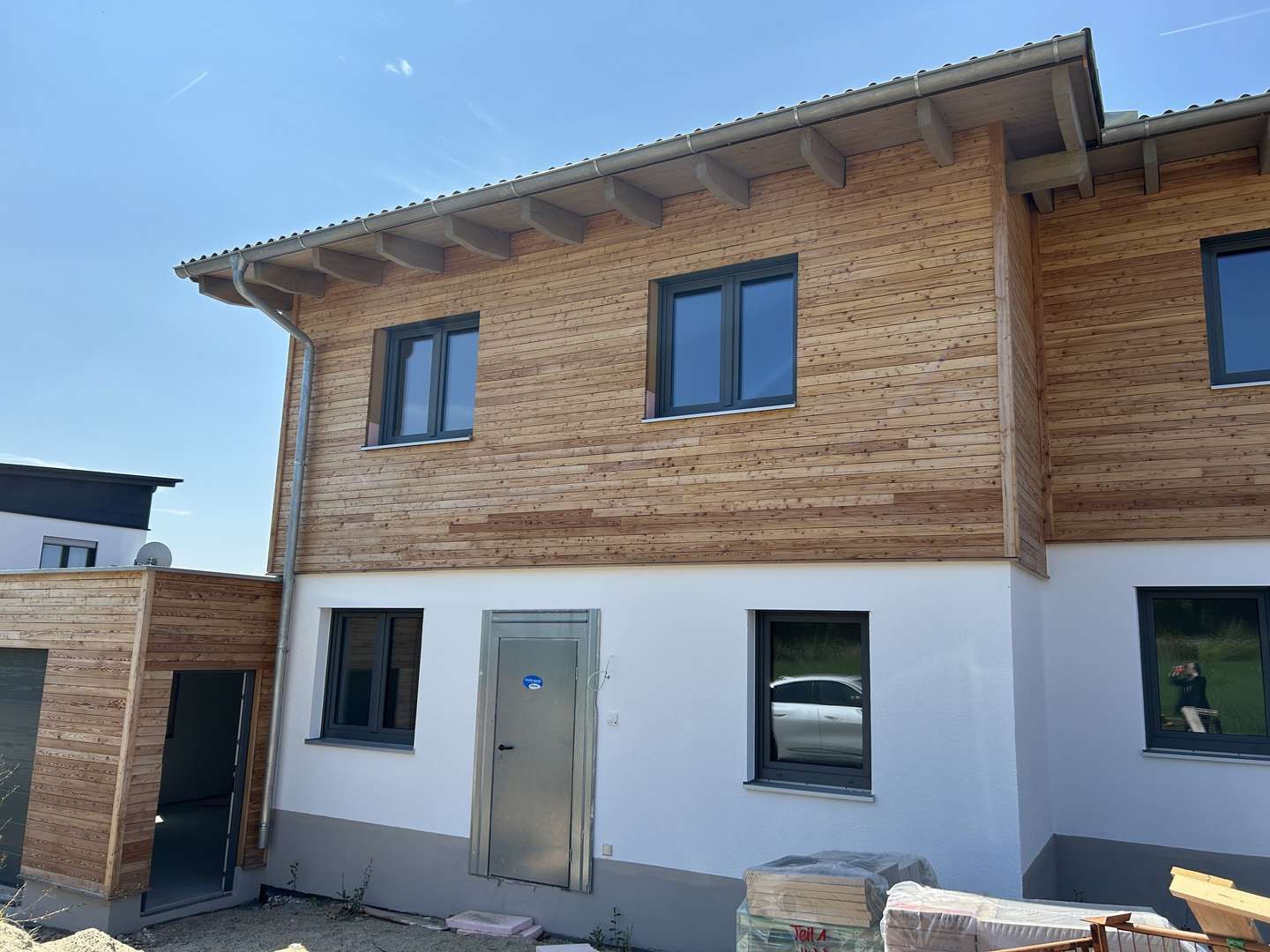 Titelbild Titelbild - Doppelhaushälfte in 93483 Pösing mit 157m² kaufen