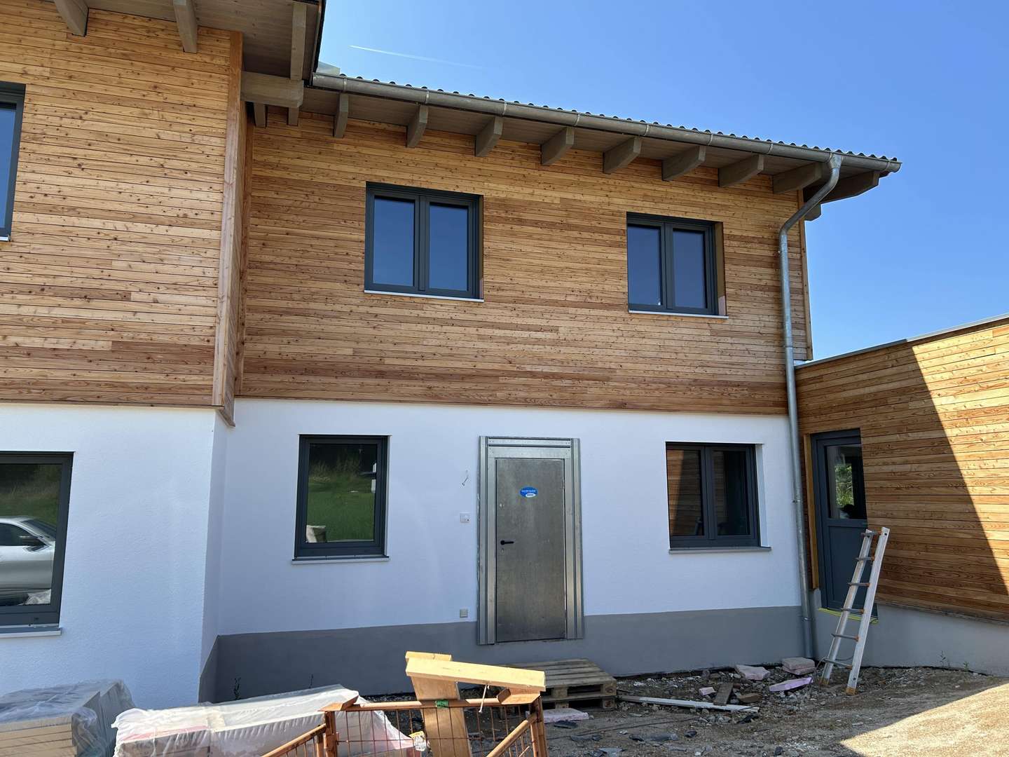 Titelbild Titelbild - Doppelhaushälfte in 93483 Pösing mit 157m² kaufen
