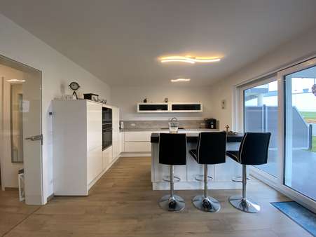 Kochen/Essen/Wohnen Musterwohnung - Etagenwohnung in 93444 Bad Kötzting mit 82m² kaufen