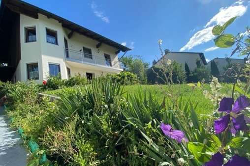 Ansicht mit Garten - Einfamilienhaus in 84175 Gerzen mit 126m² kaufen