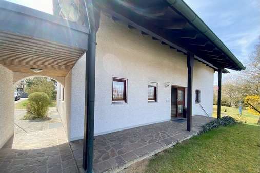 Hauseingang - Einfamilienhaus in 84088 Neufahrn mit 180m² kaufen