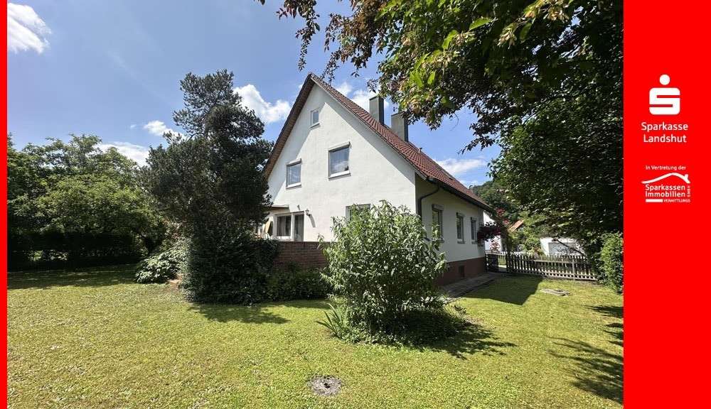 Titelbild mit rotem Rahmen Titelbild mit rotem Rahmen - Einfamilienhaus in 84032 Altdorf mit 149m² kaufen