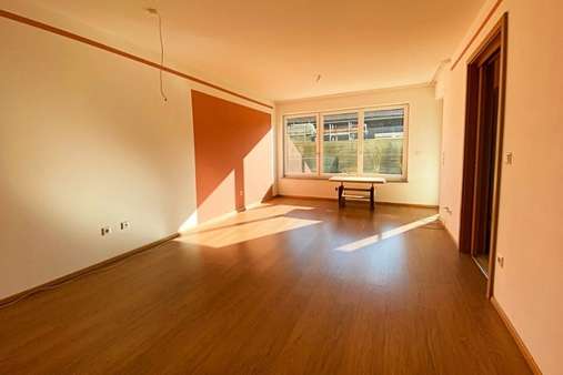 Wohnen-Essen - Erdgeschosswohnung in 84137 Vilsbiburg mit 65m² kaufen