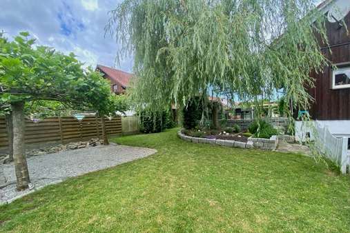 Garten Impression Garten Impression - Einfamilienhaus in 84168 Aham mit 159m² kaufen