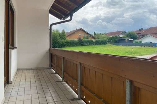 Blick vom Balkon - Doppelhaushälfte in 84160 Frontenhausen mit 110m² kaufen