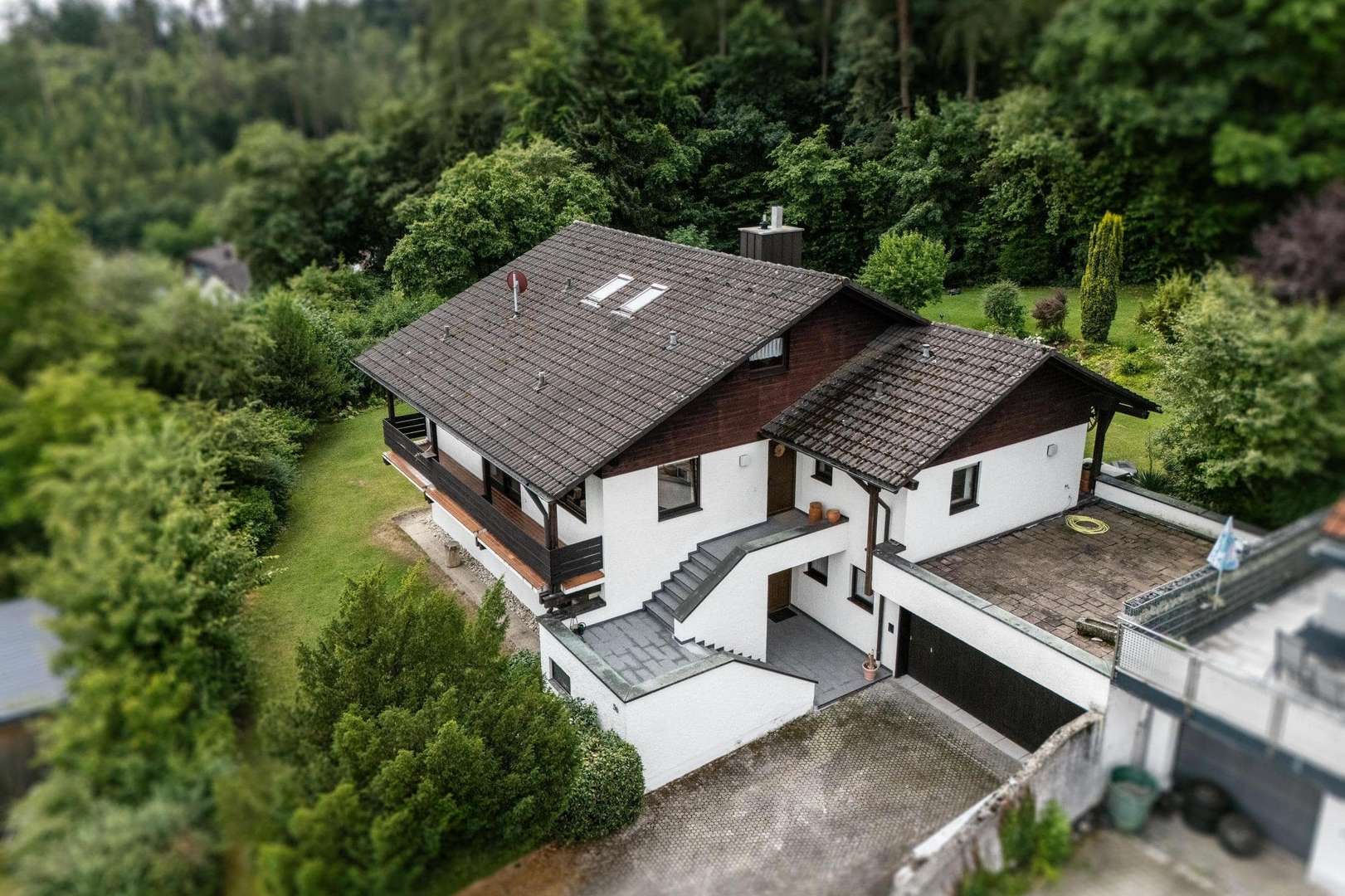 Titelfoto Titelfoto - Einfamilienhaus in 84032 Altdorf mit 166m² kaufen