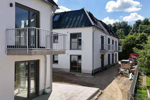 Baustelle aktuell  - Dachgeschosswohnung in 84036 Landshut mit 90m² kaufen