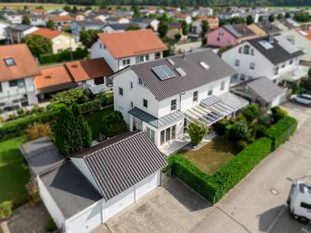 Luftaufnahme Luftaufnahme - Doppelhaushälfte in 84036 Landshut mit 163m² kaufen