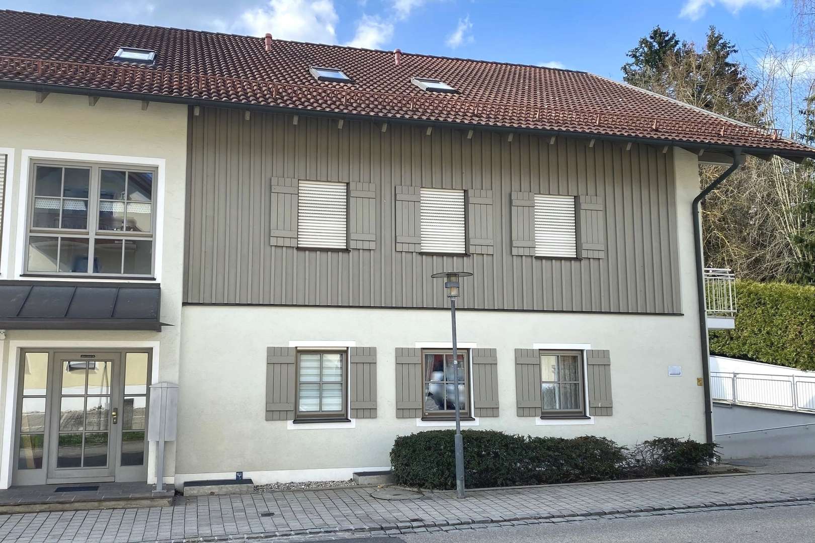 Außenansicht Außenansicht - Erdgeschosswohnung in 84364 Bad Birnbach mit 45m² kaufen