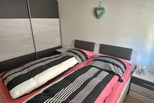 Schlafen Schlafen - Erdgeschosswohnung in 84364 Bad Birnbach mit 45m² kaufen