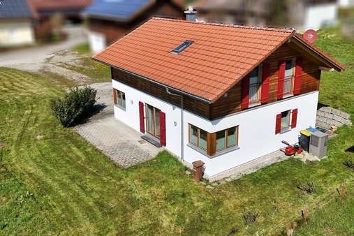 Außenansicht Außenansicht - Einfamilienhaus in 84364 Bad Birnbach mit 124m² kaufen
