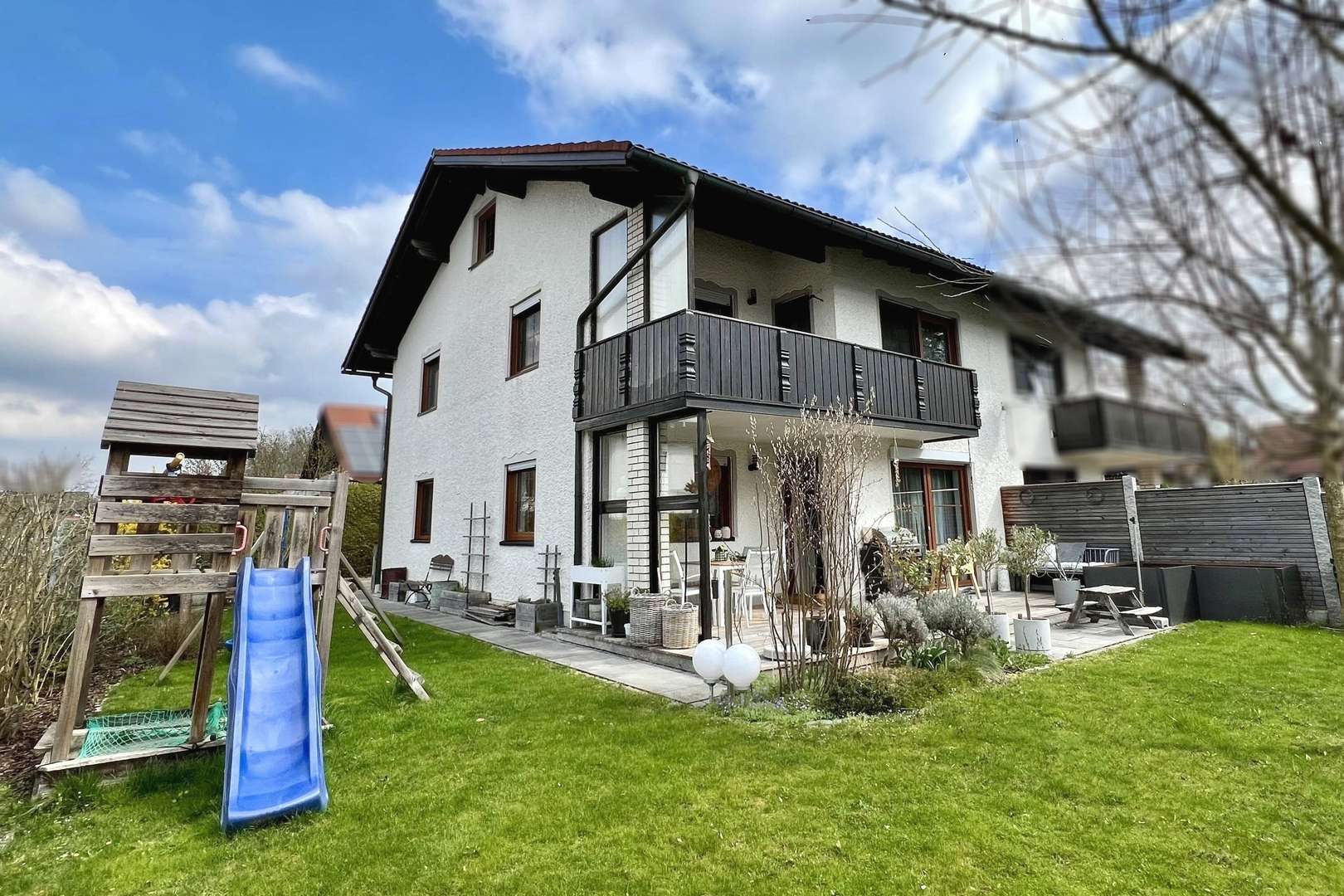 Außen - Südansicht - Doppelhaushälfte in 84323 Massing mit 139m² kaufen