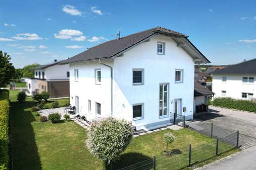 Außenansicht - Einfamilienhaus in 94439 Roßbach mit 153m² kaufen