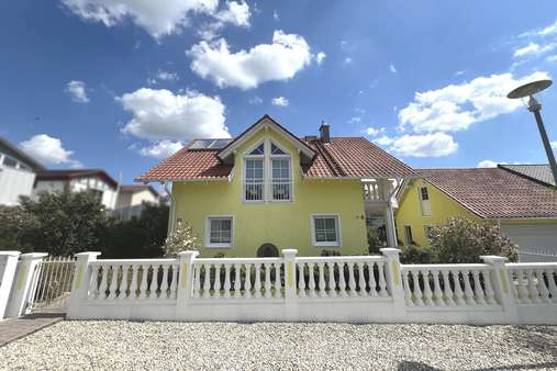 Außen - Westansicht - Einfamilienhaus in 84140 Gangkofen mit 135m² kaufen